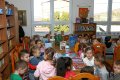 V kniznici 4